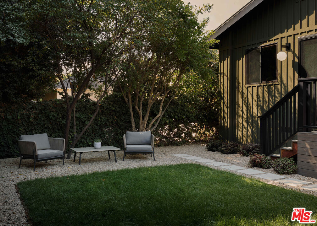 12406 La Maida Street