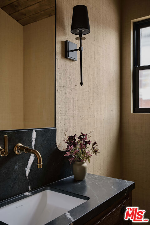 12406 La Maida Street