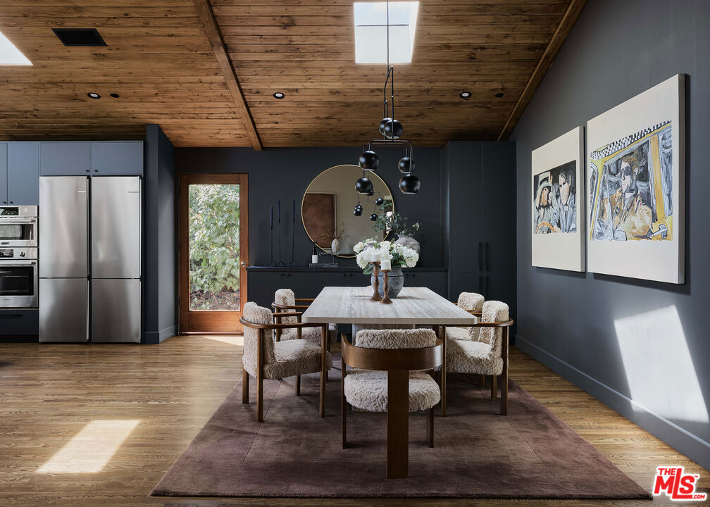 12406 La Maida Street