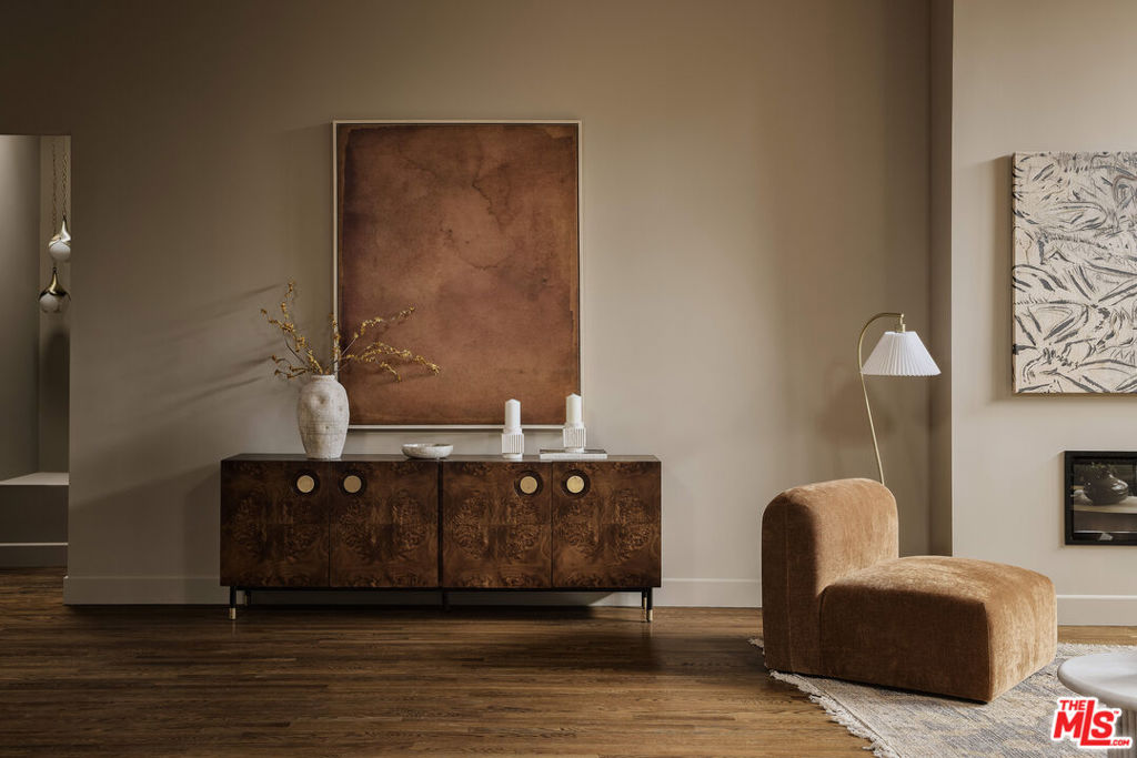 12406 La Maida Street