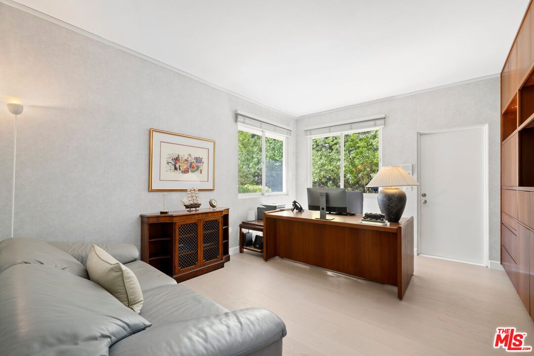 3011 Mountain Park Dr