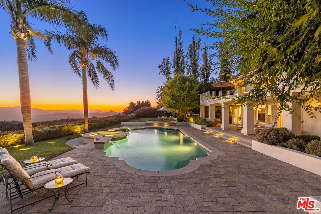 3011 Mountain Park Dr