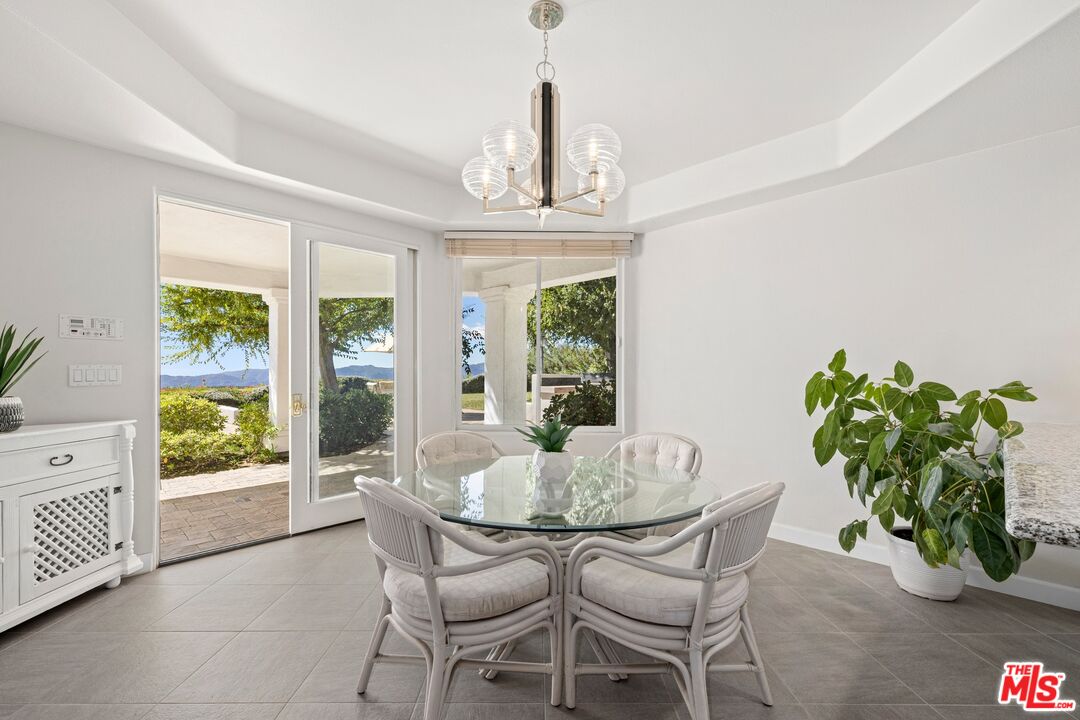 3011 Mountain Park Dr