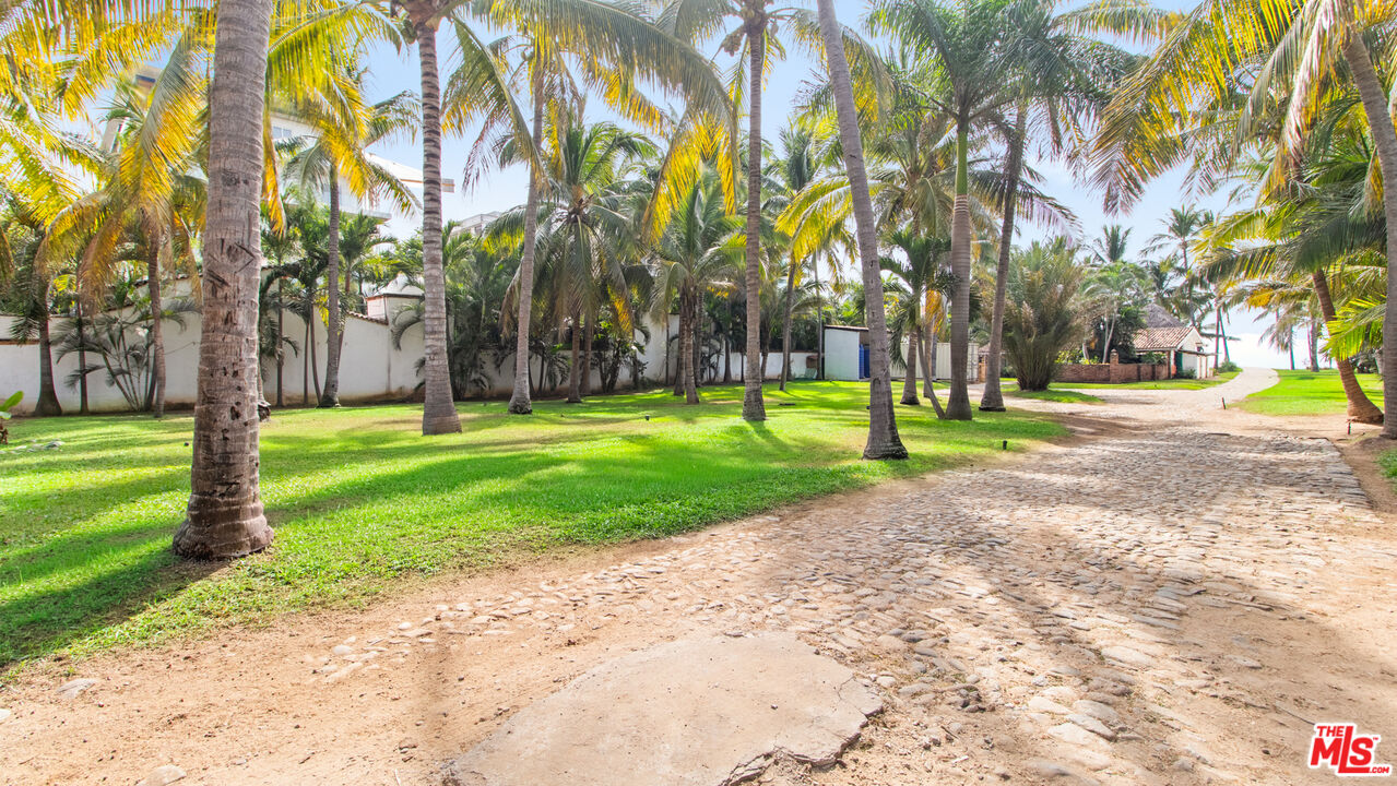 67 Lazaro Cardenas Unit: Mexico