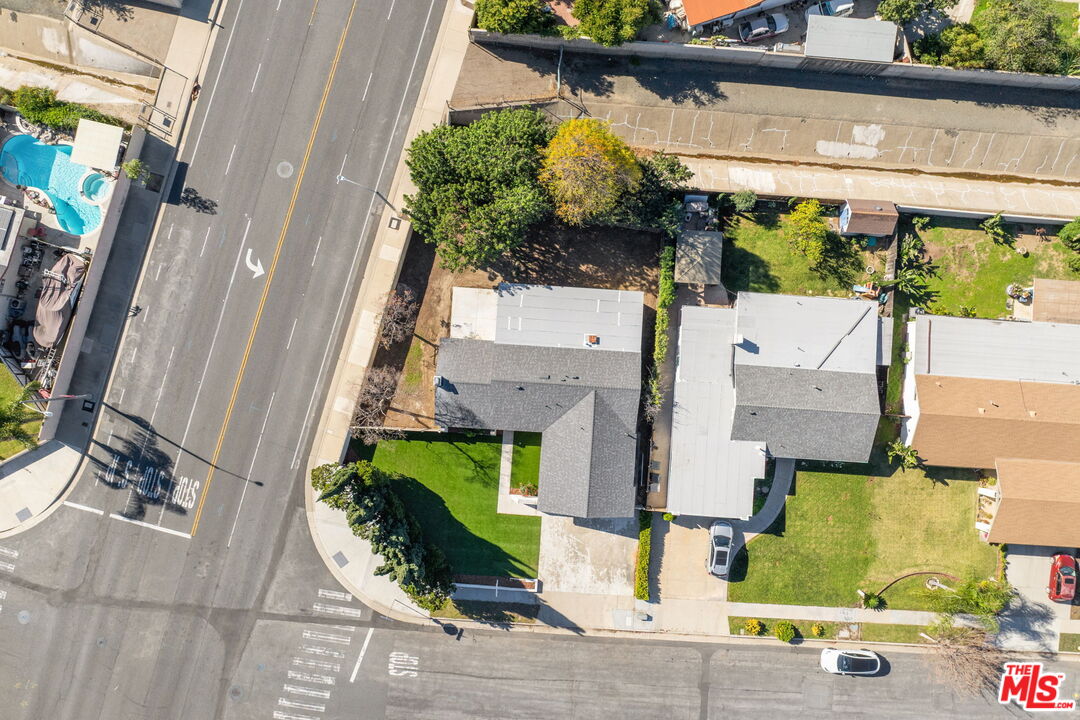 401 N Deerfield St