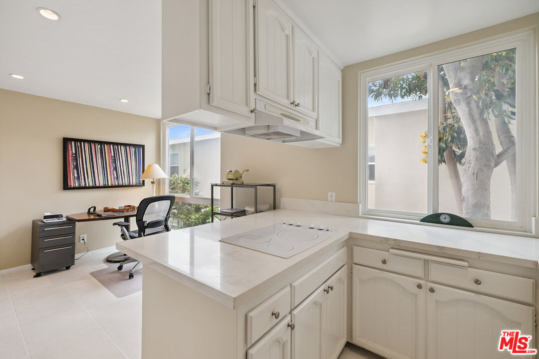 11687 Montana Ave Unit: 101