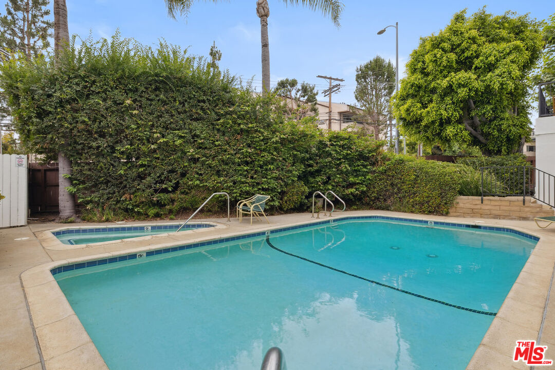 11687 Montana Ave Unit: 101