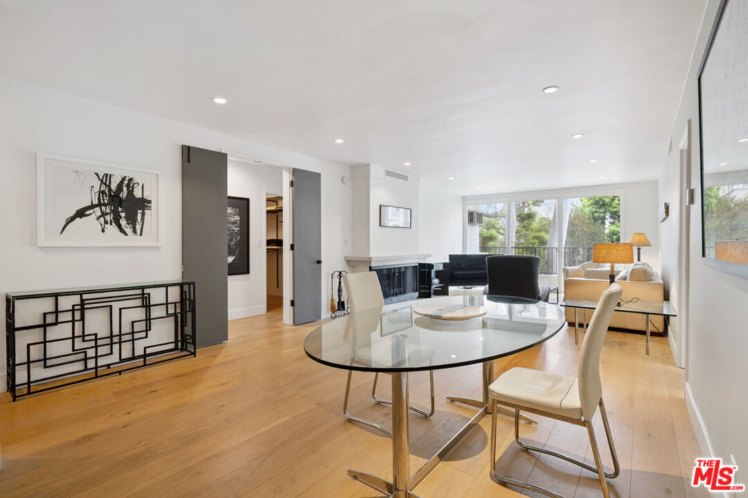 11687 Montana Ave Unit: 101