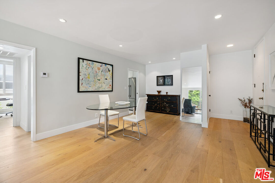 11687 Montana Ave Unit: 101