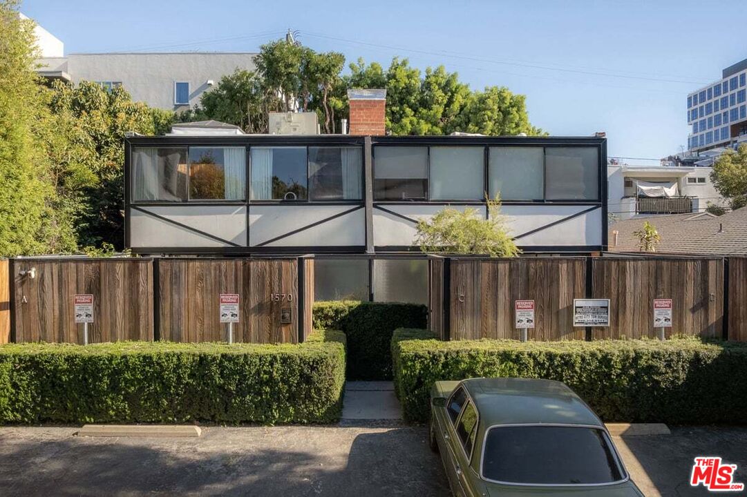 1570 La Baig Ave Unit: A