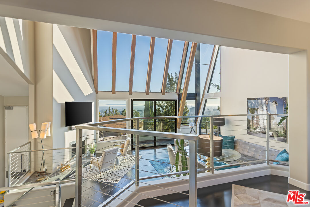 5682 Spreading Oak Dr