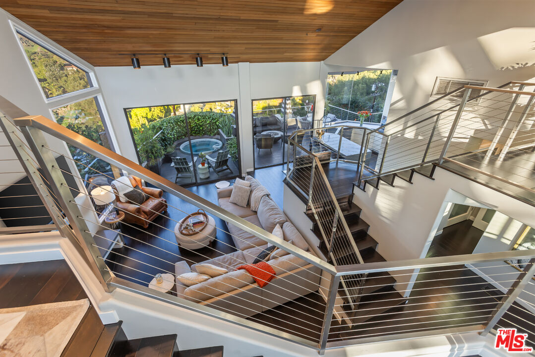 5682 Spreading Oak Dr