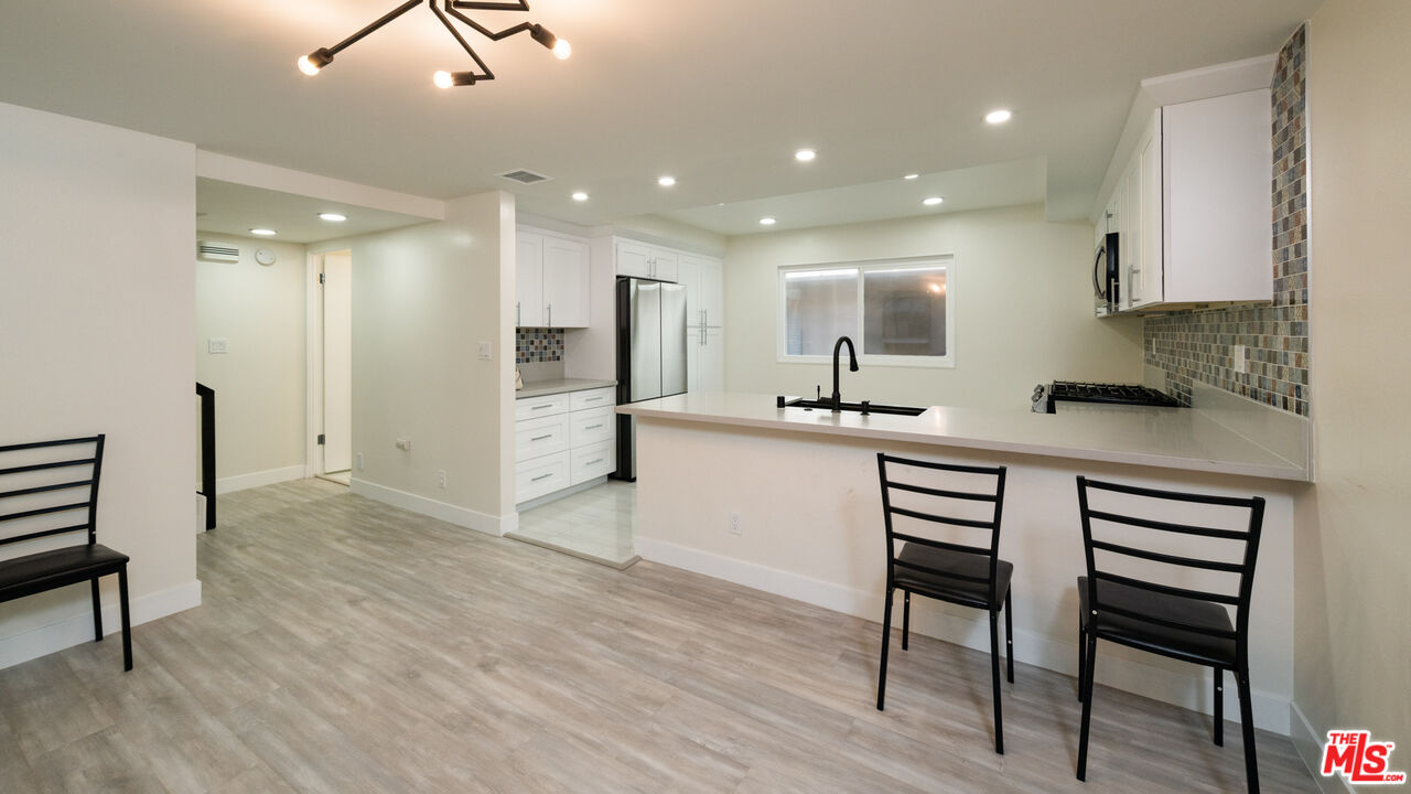13206 Admiral Ave Unit: F