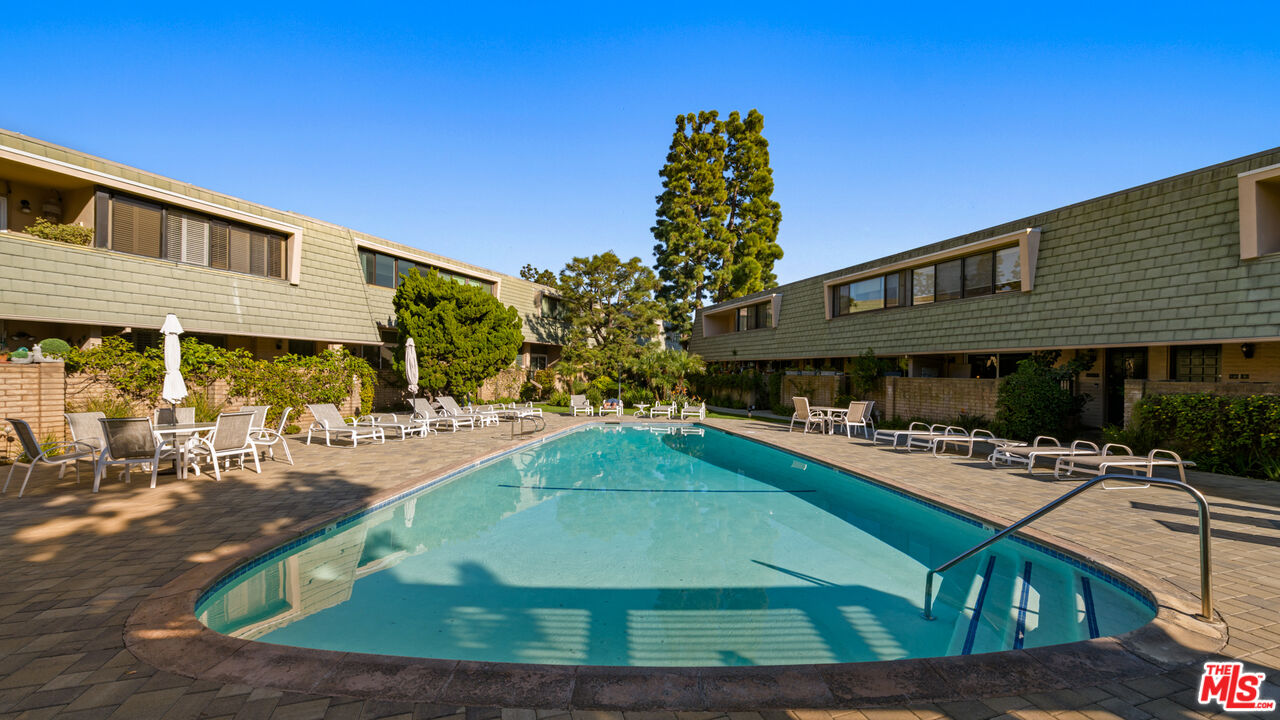 13206 Admiral Ave Unit: F