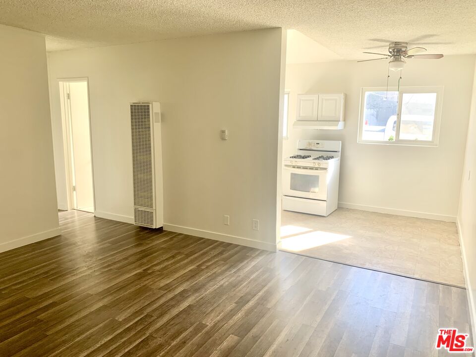 22725 14th St Unit: 1