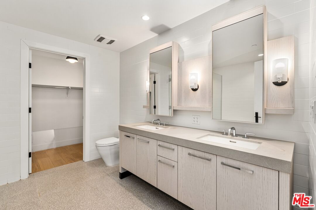 10777 Wilshire Blvd Unit: 501