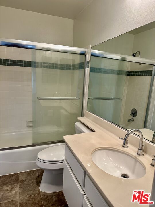 8614 Burton Way Unit: 302