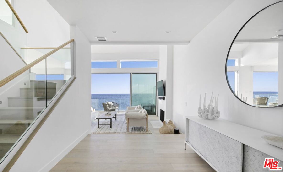 19240 Pacific Coast Highway