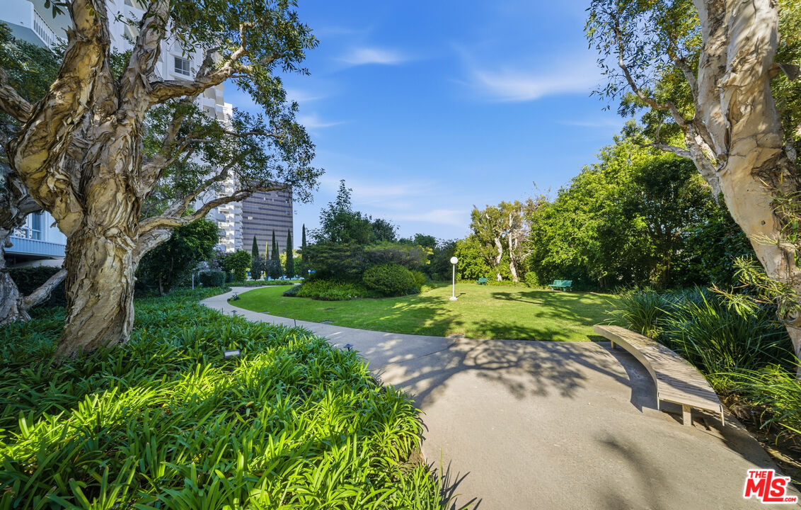 2160 Century Park Unit: 910