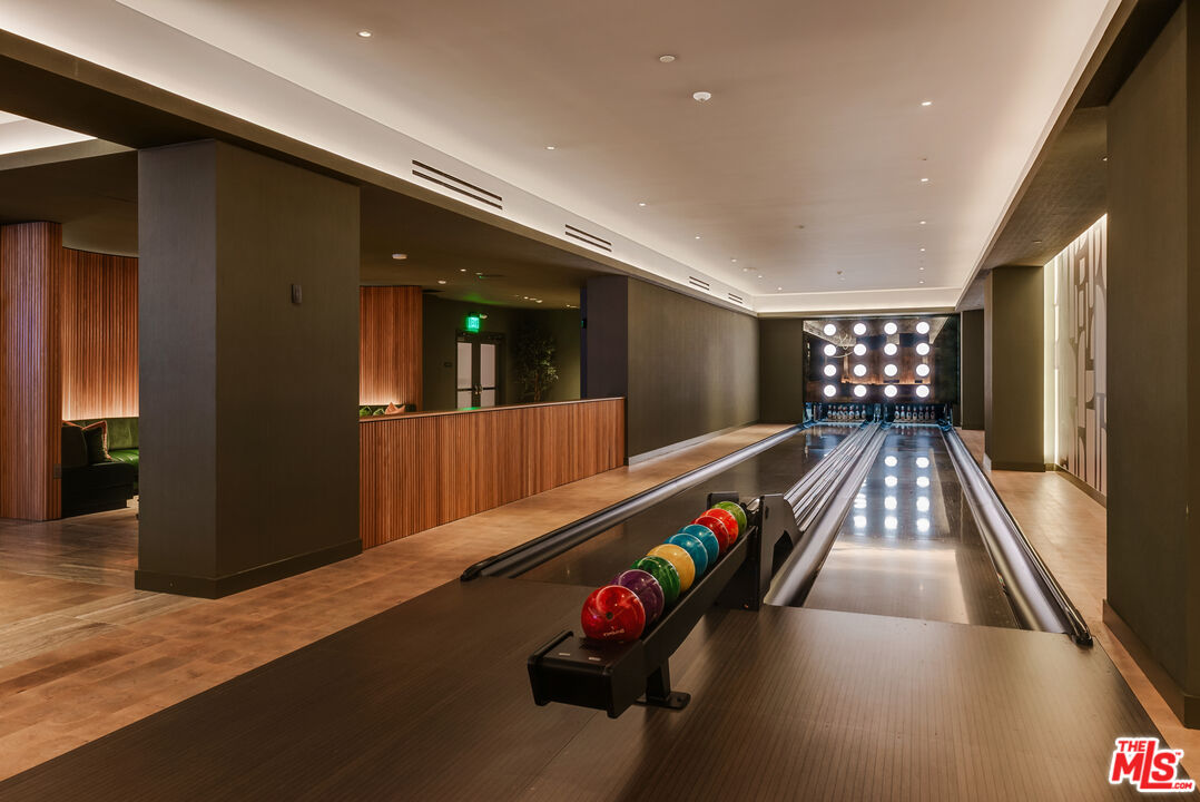 700 Broadway Unit: PH 822