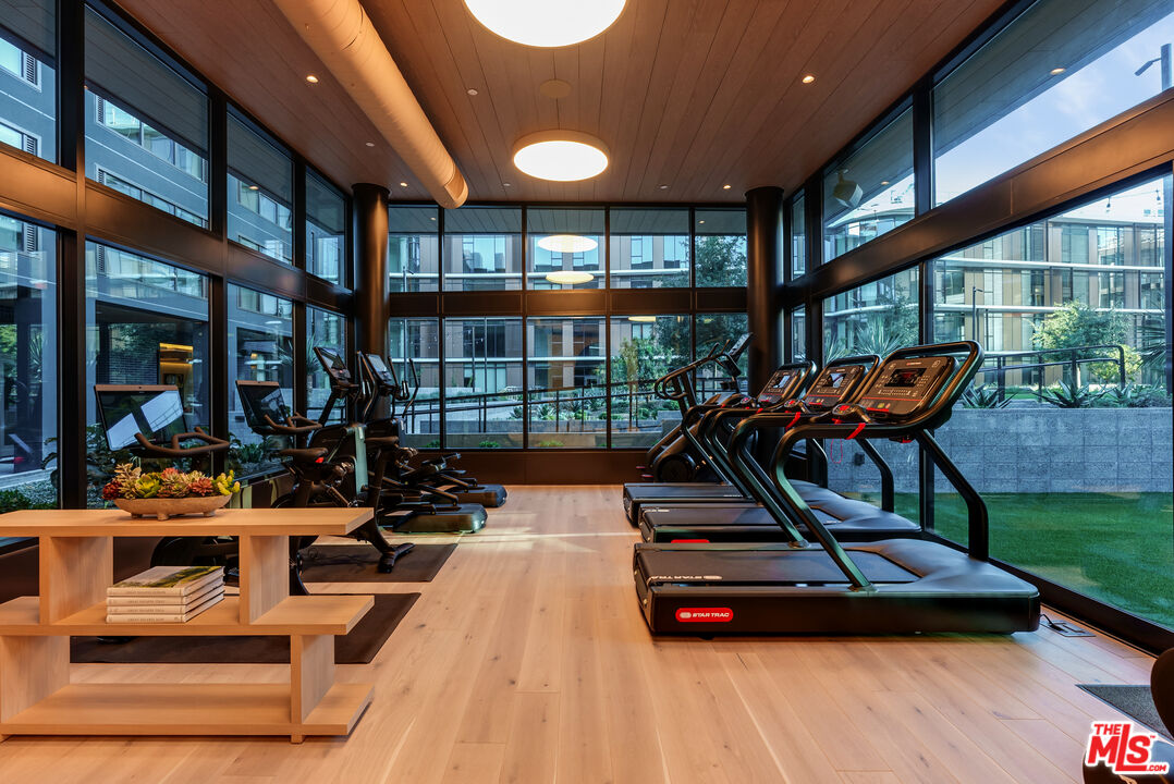 700 Broadway Unit: PH 722