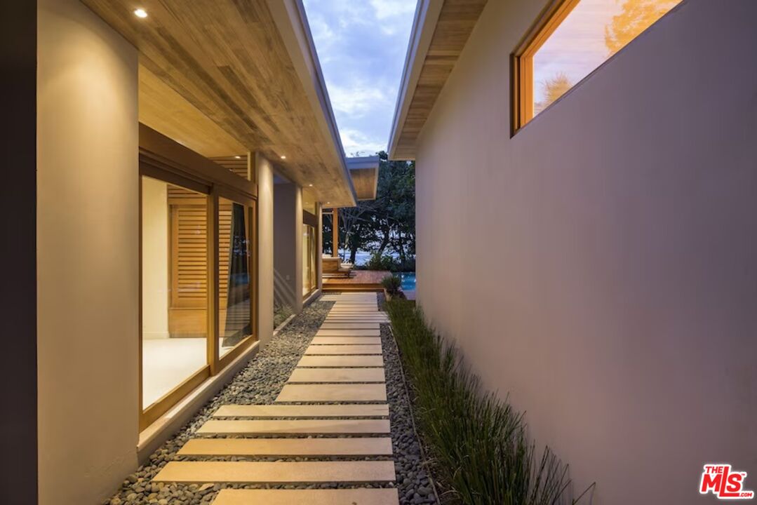 1 Santa Teresa Beach North, Costa Rica