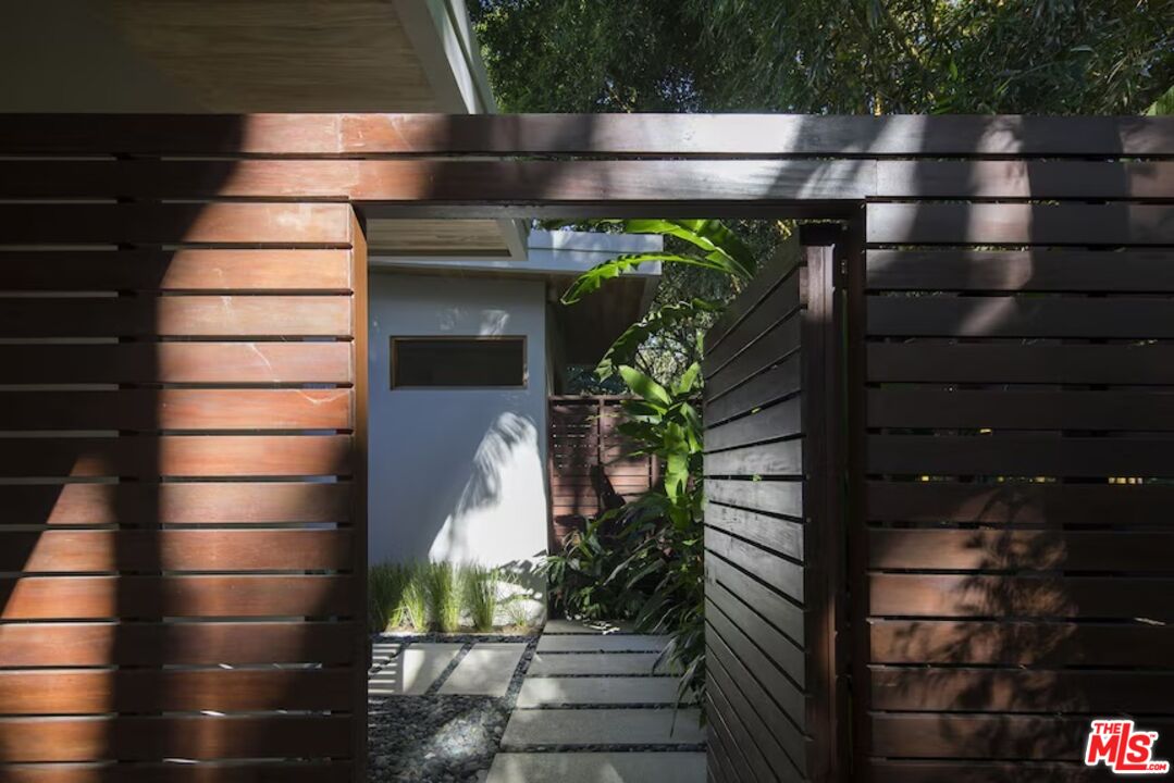 1 Santa Teresa Beach North, Costa Rica