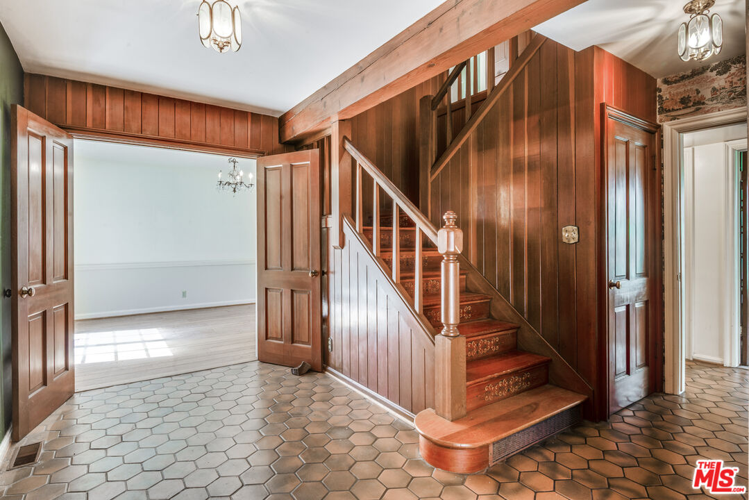 2109 Rosita Pl