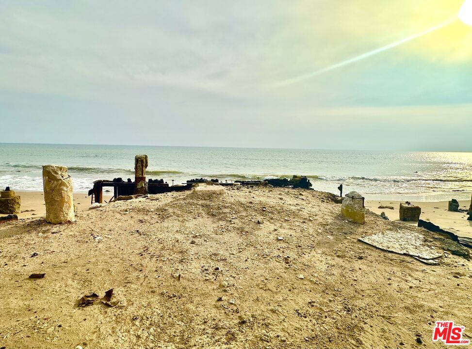 19240 Pacific Coast Highway