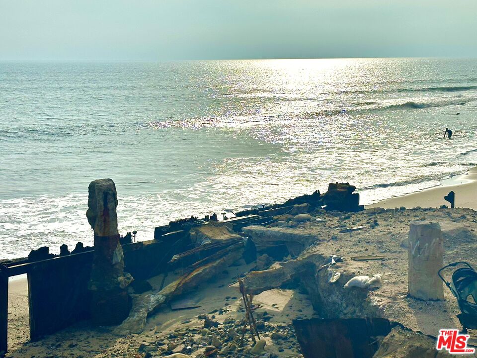 19240 Pacific Coast Highway