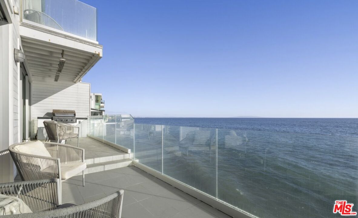 19240 Pacific Coast Highway