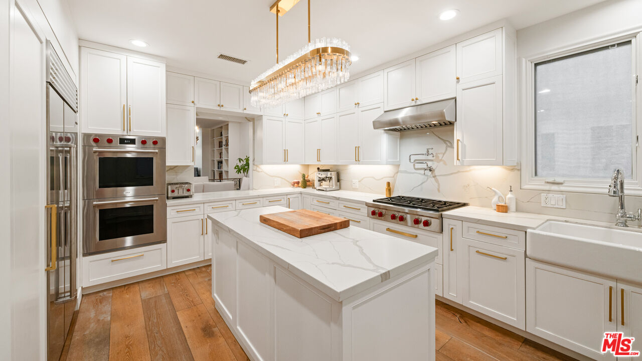 131 Roma Ct