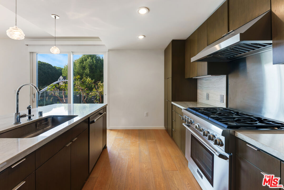 1705 Ocean Ave Unit: 208
