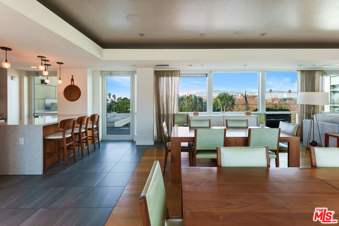 1705 Ocean Ave Unit: 208