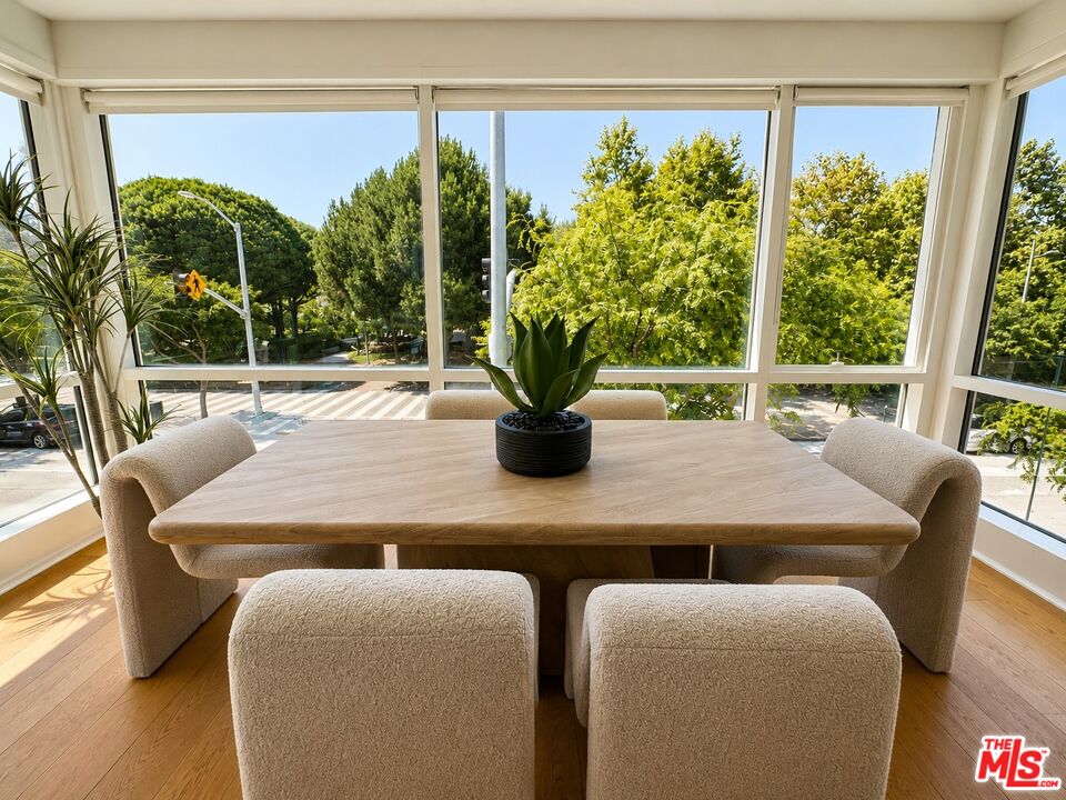 1705 Ocean Ave Unit: 208
