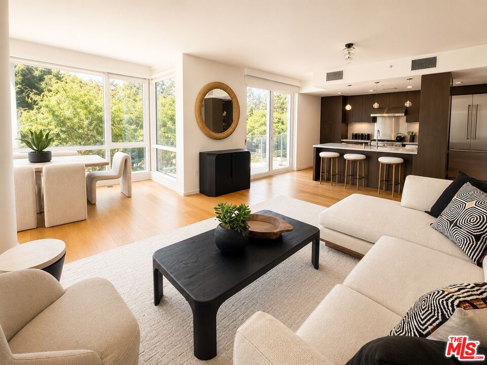 1705 Ocean Ave Unit: 208