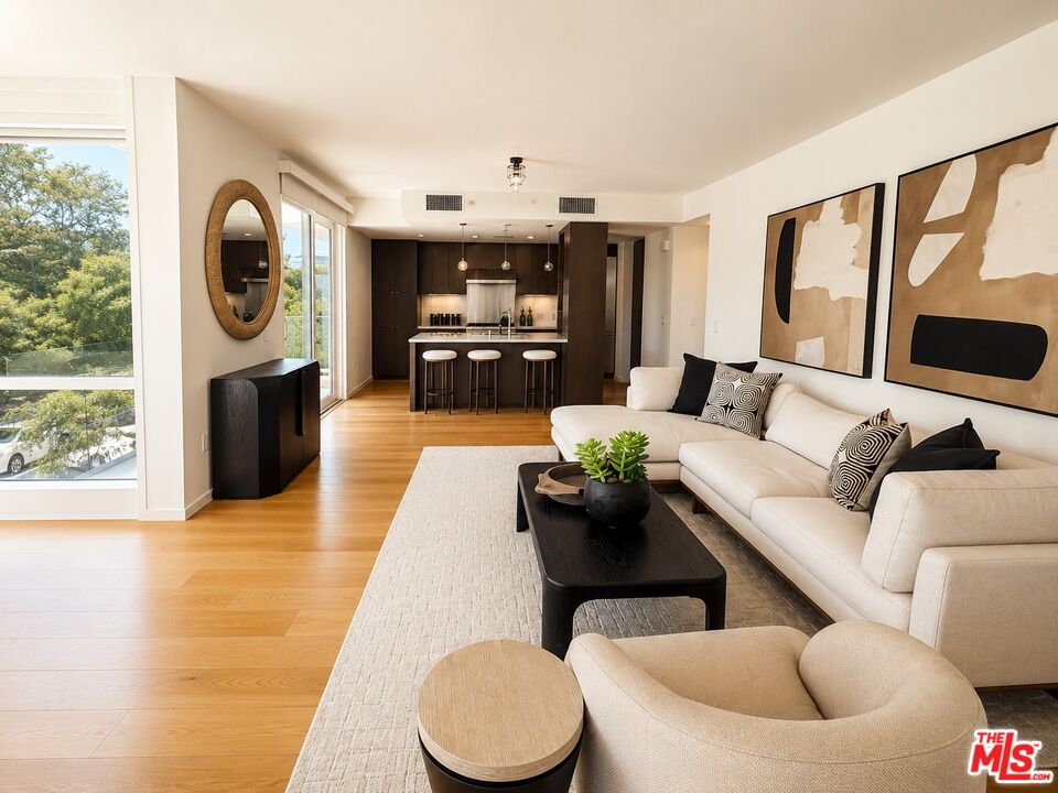 1705 Ocean Ave Unit: 208