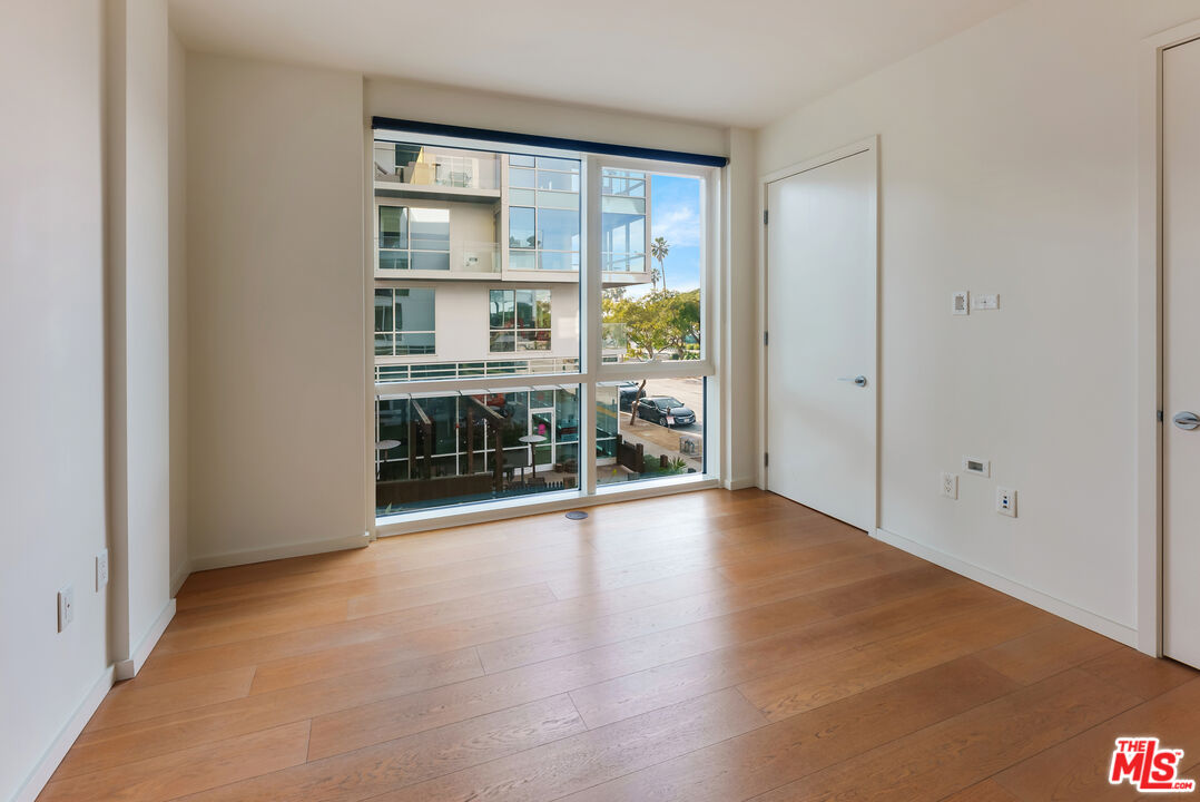1705 Ocean Ave Unit: 208