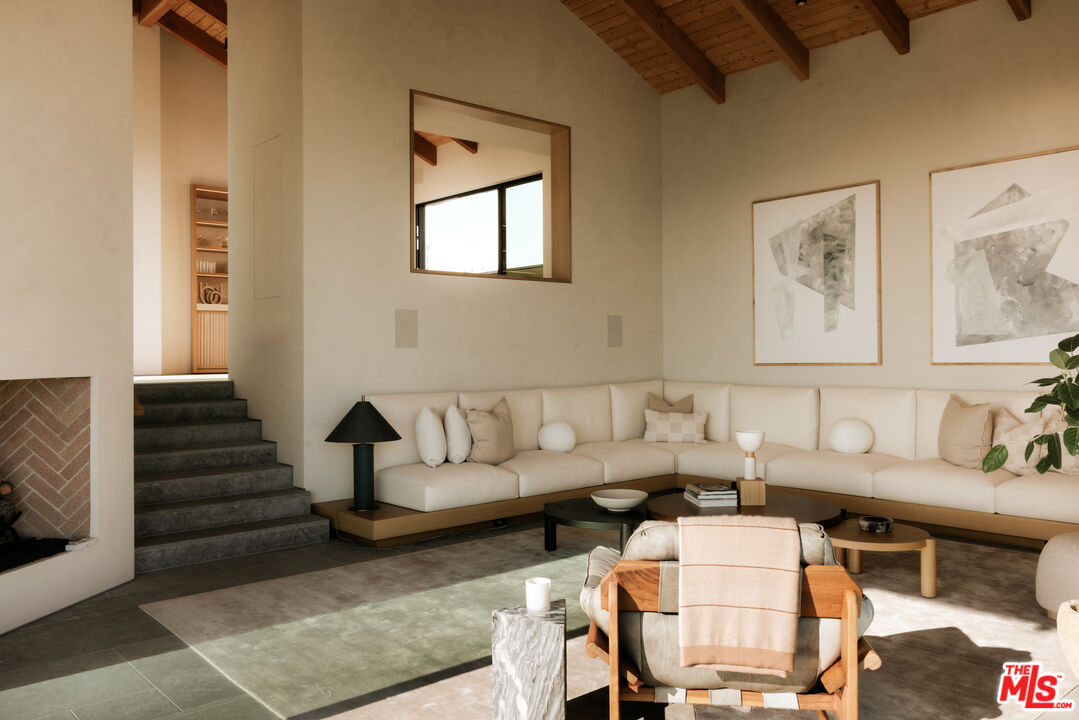 5941 Trancas Canyon Rd