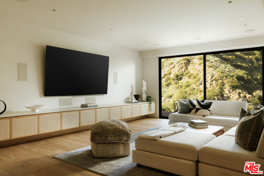 5941 Trancas Canyon Rd