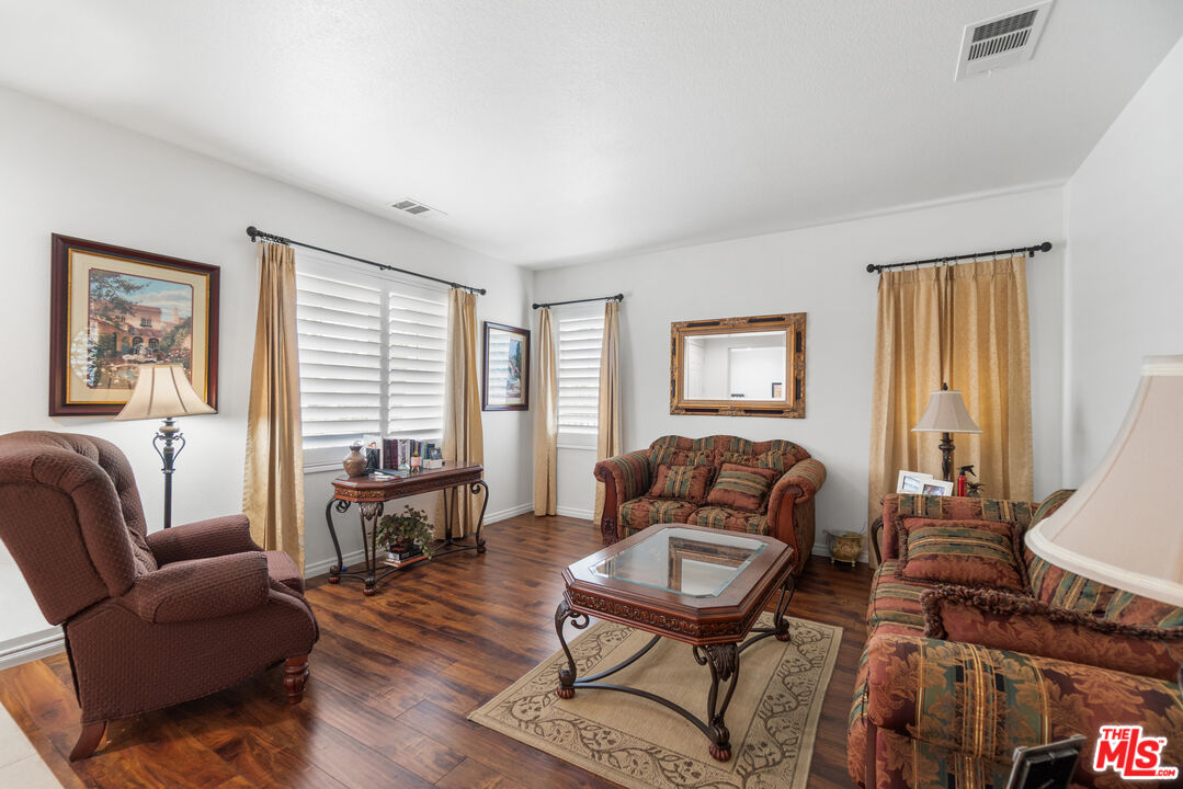 6390 N Angels Peak Dr