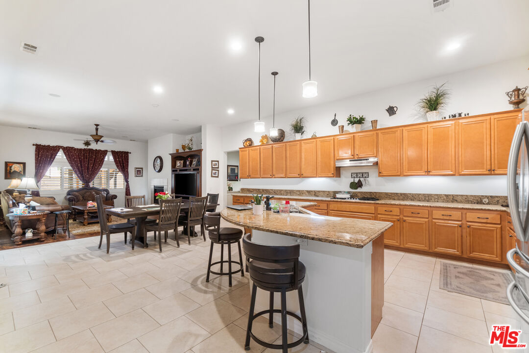 6390 N Angels Peak Dr