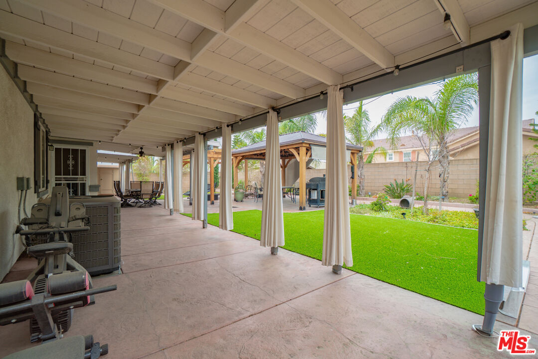 6390 N Angels Peak Dr