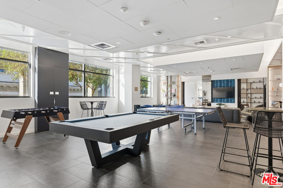 400 S Broadway Unit: 913