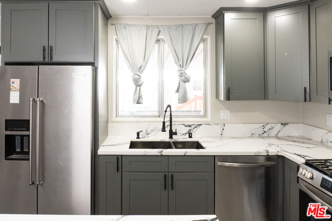 45800 45800 Challenger Way Unit: 279