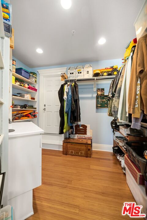 5163 Lakeview Canyon Rd