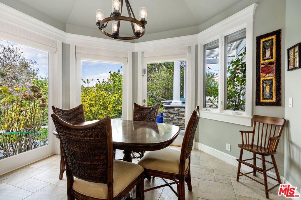 5163 Lakeview Canyon Road