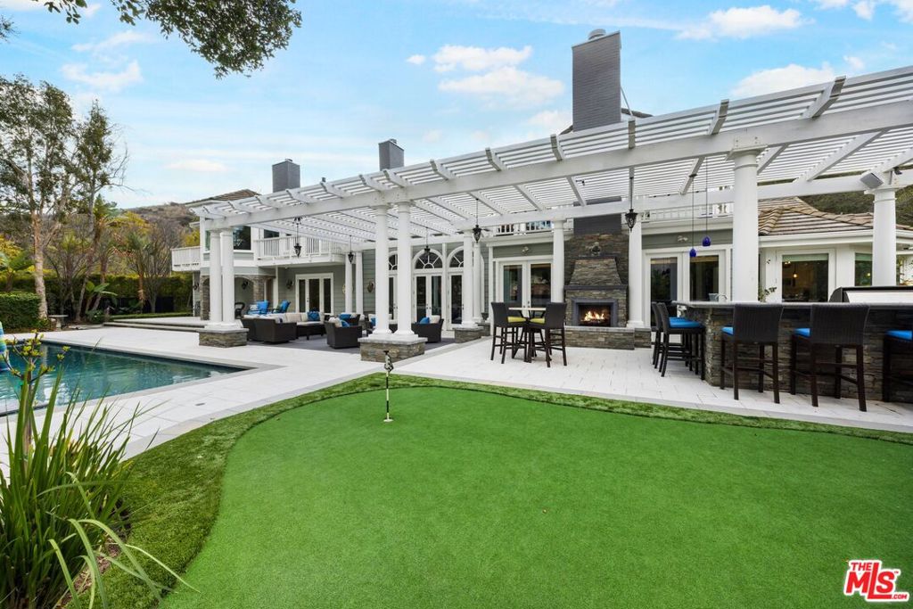 5163 Lakeview Canyon Road