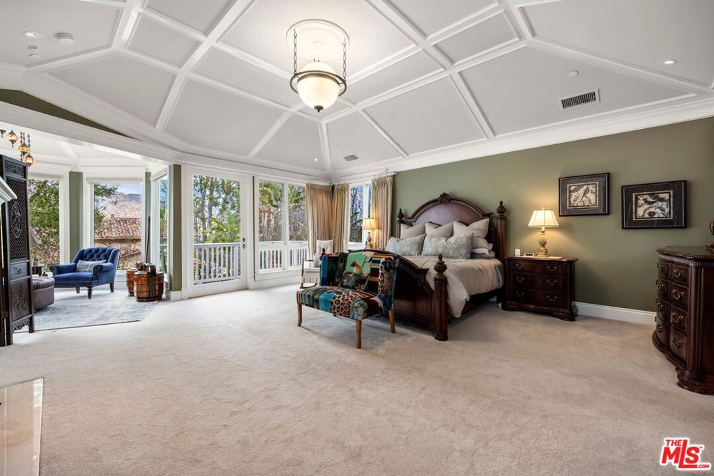 5163 Lakeview Canyon Road