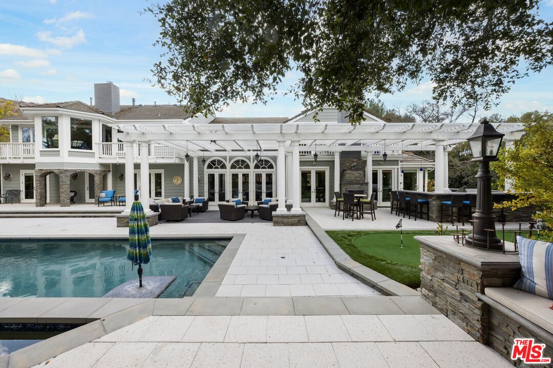 5163 Lakeview Canyon Rd